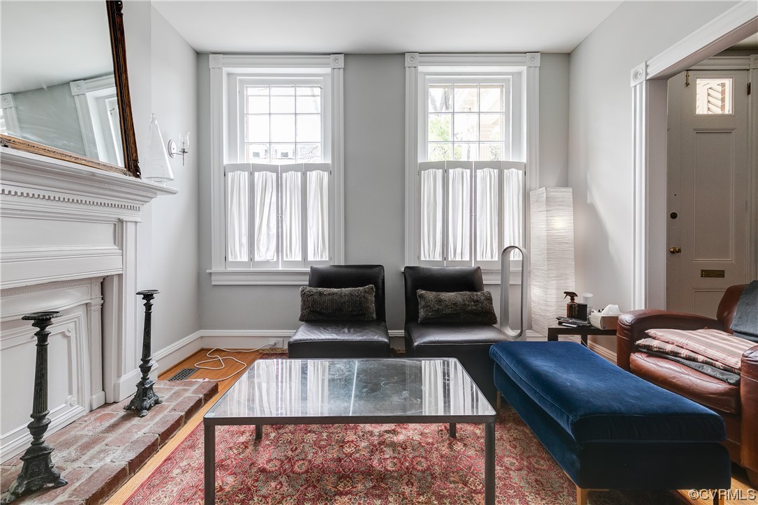 23 N Rowland St