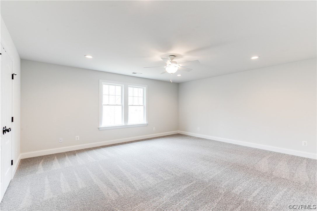 296 Lake Caroline Dr