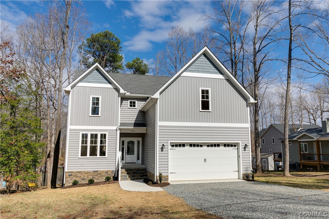 296 Lake Caroline Dr