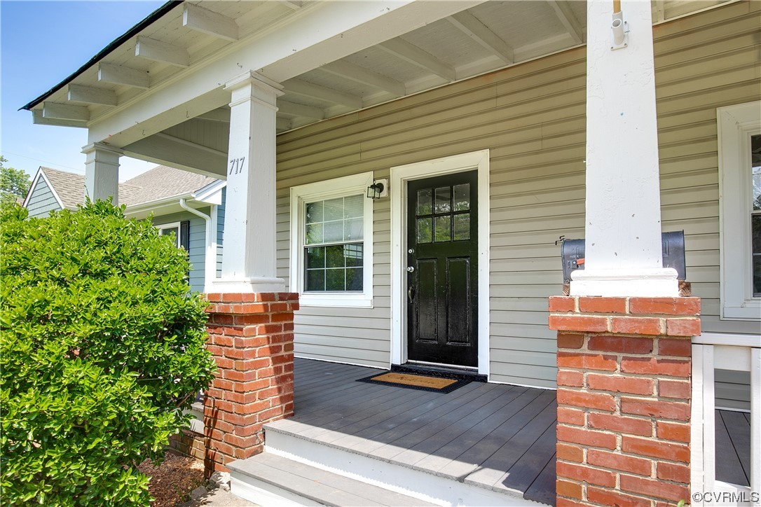 717 Hill Top Dr