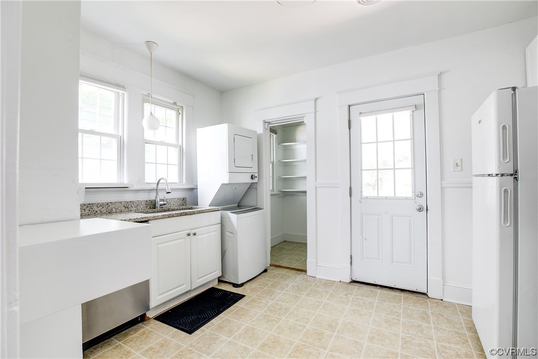 717 Hill Top Dr