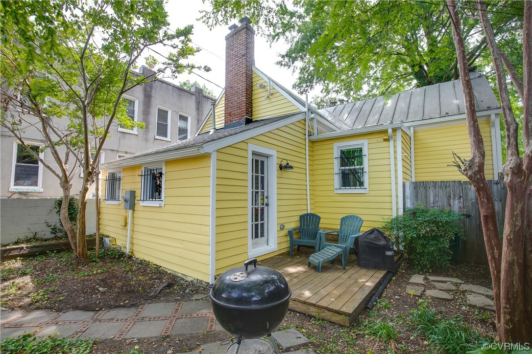 8 S Addison St