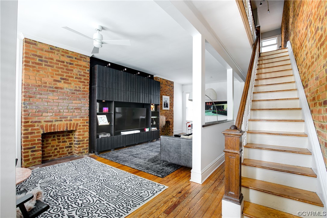 20 S Addison St
