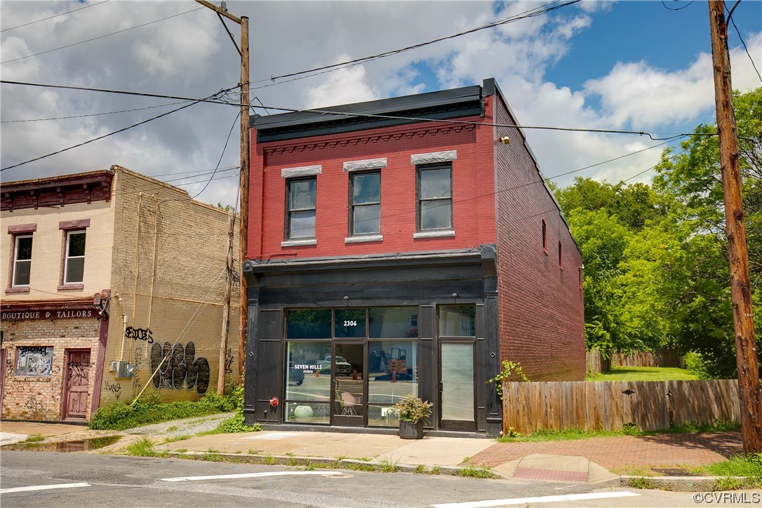 2306 E Leigh St