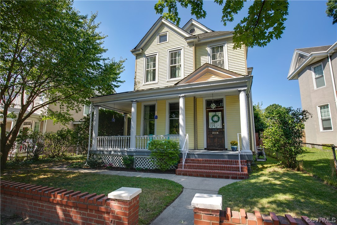 2114 Rose Ave