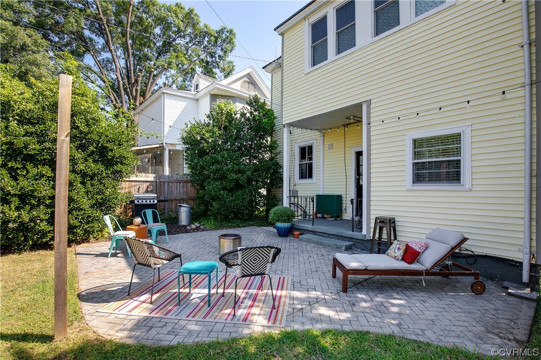 2114 Rose Ave