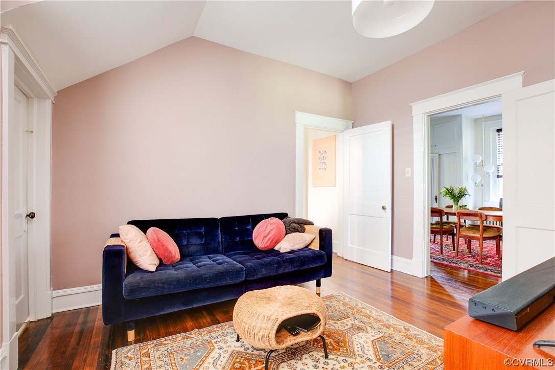 610 W 29th St