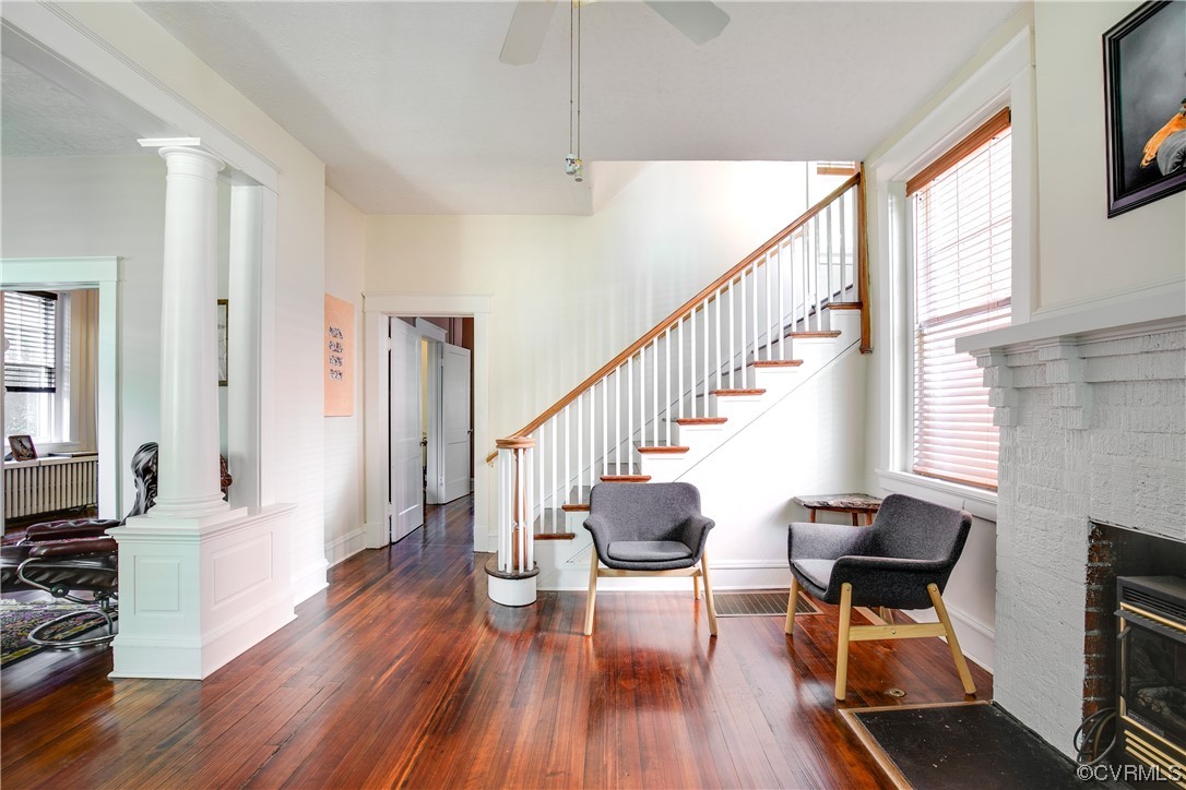 610 W 29th St