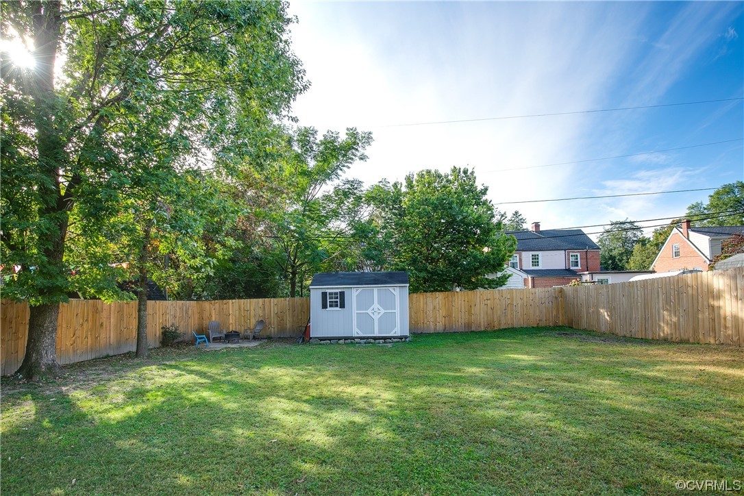 2111 Barclay Rd