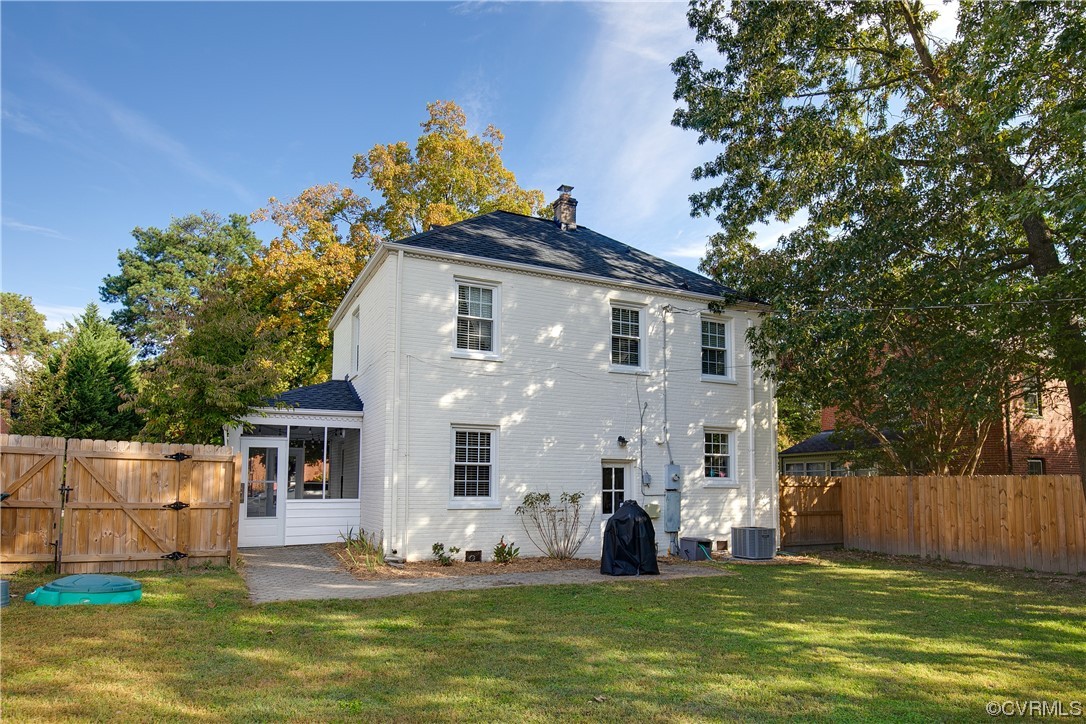 2111 Barclay Rd