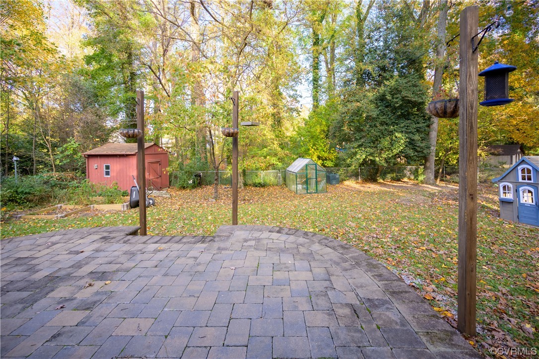 1807 Netherwood Rd