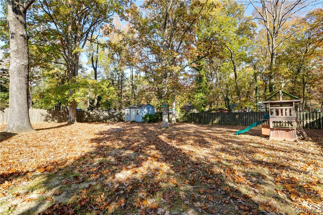 1401 Leicester Rd