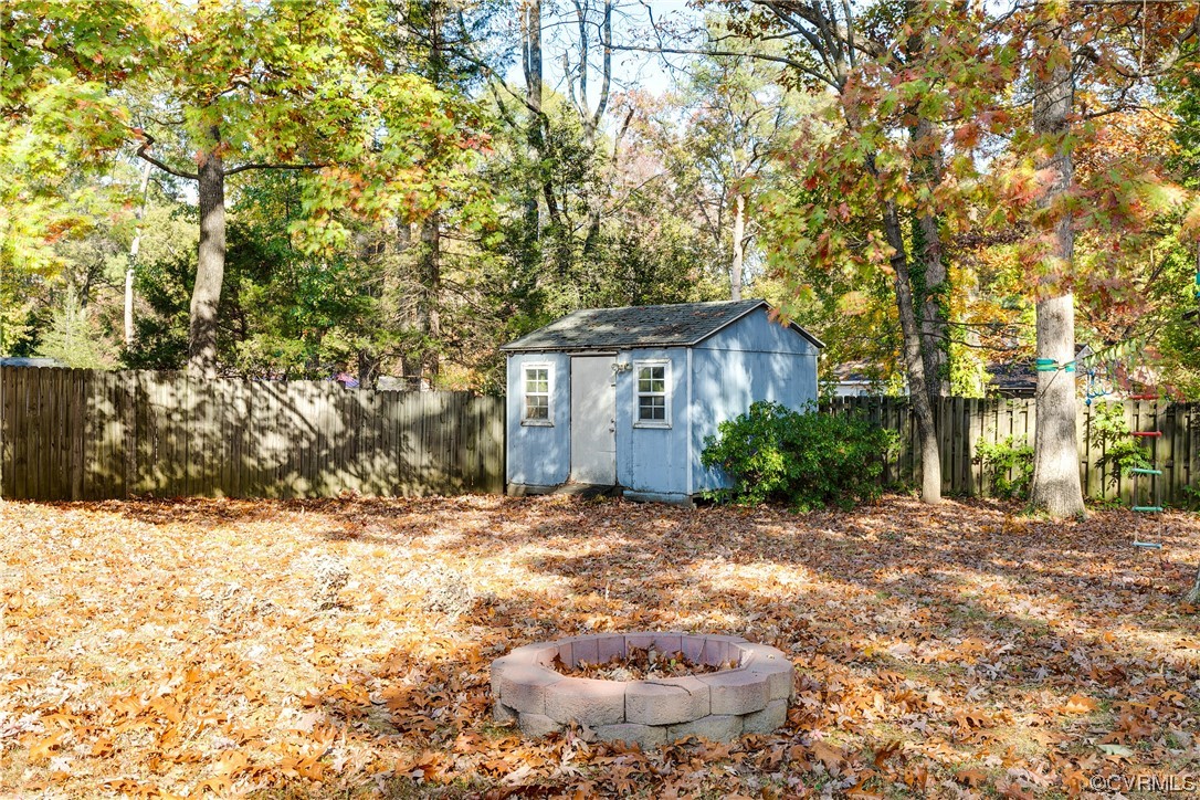 1401 Leicester Rd
