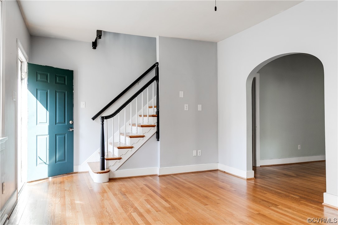 1401 Leicester Rd