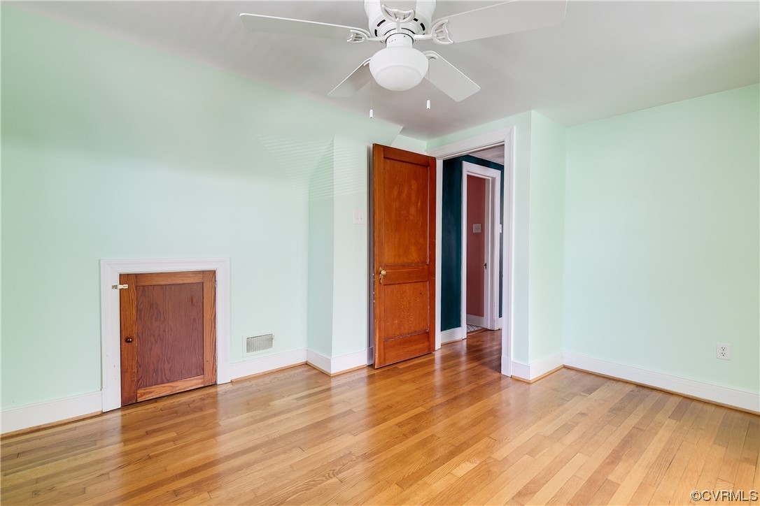 1401 Leicester Rd
