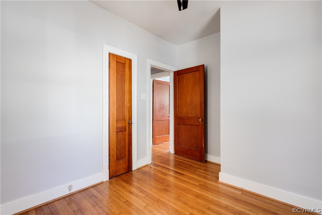 1401 Leicester Rd