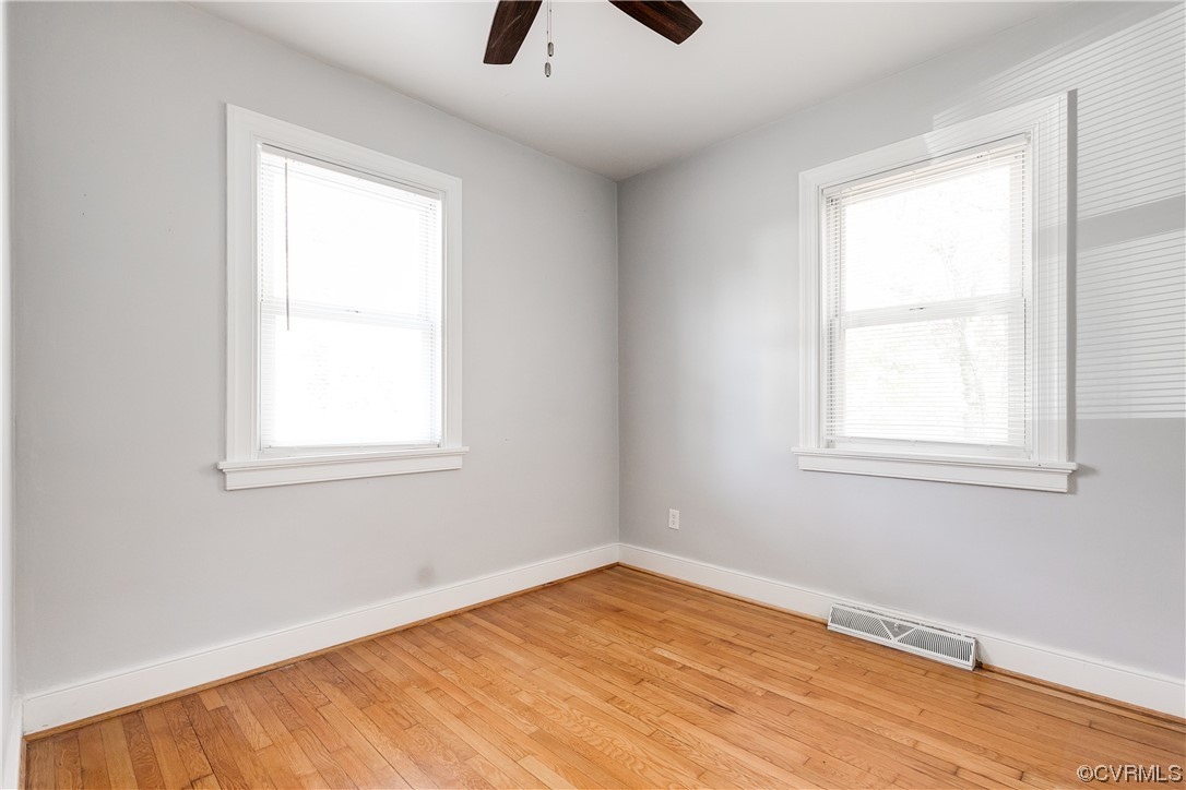 1401 Leicester Rd