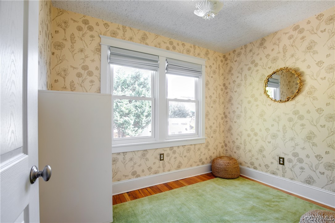 2220 Maplewood Ave