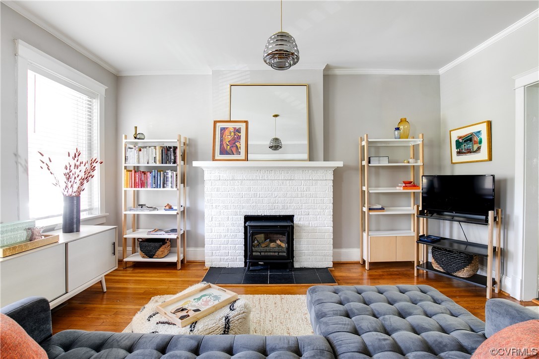 2220 Maplewood Ave