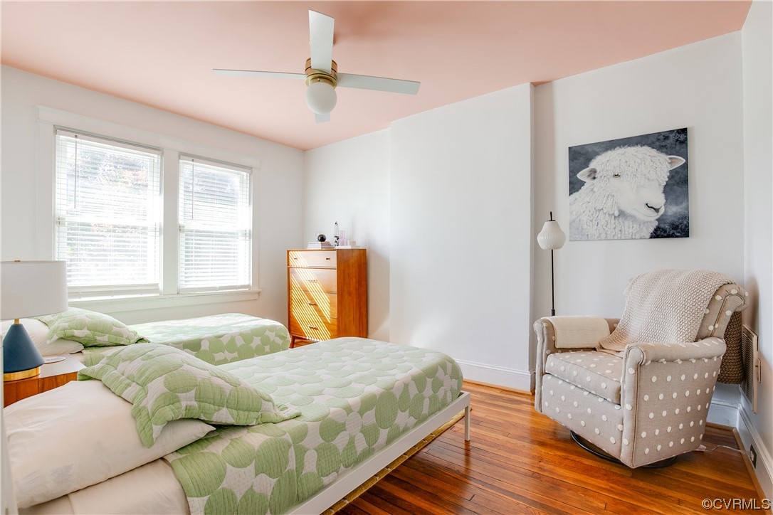 2220 Maplewood Ave