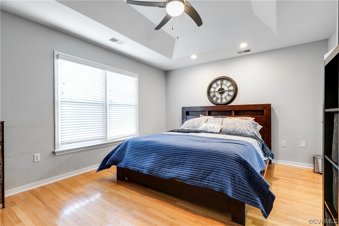 15036 Manor Gate Ct