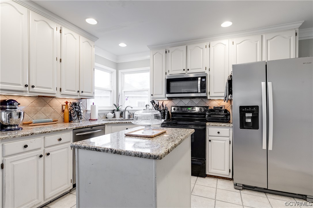 15036 Manor Gate Ct