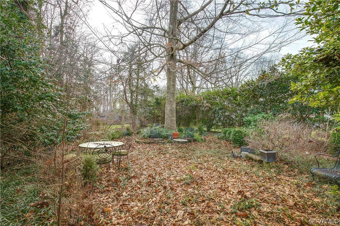 80 Hill Crest Ln