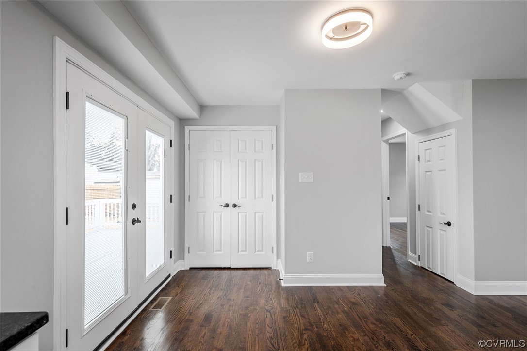 1103 Irby Dr