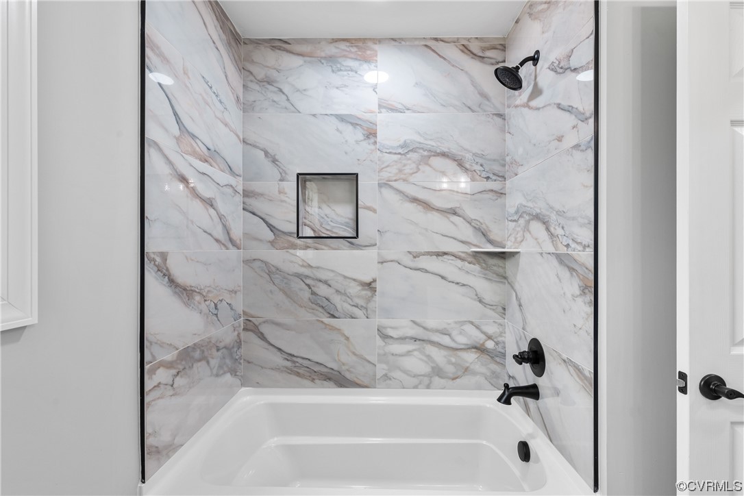 1103 Irby Dr
