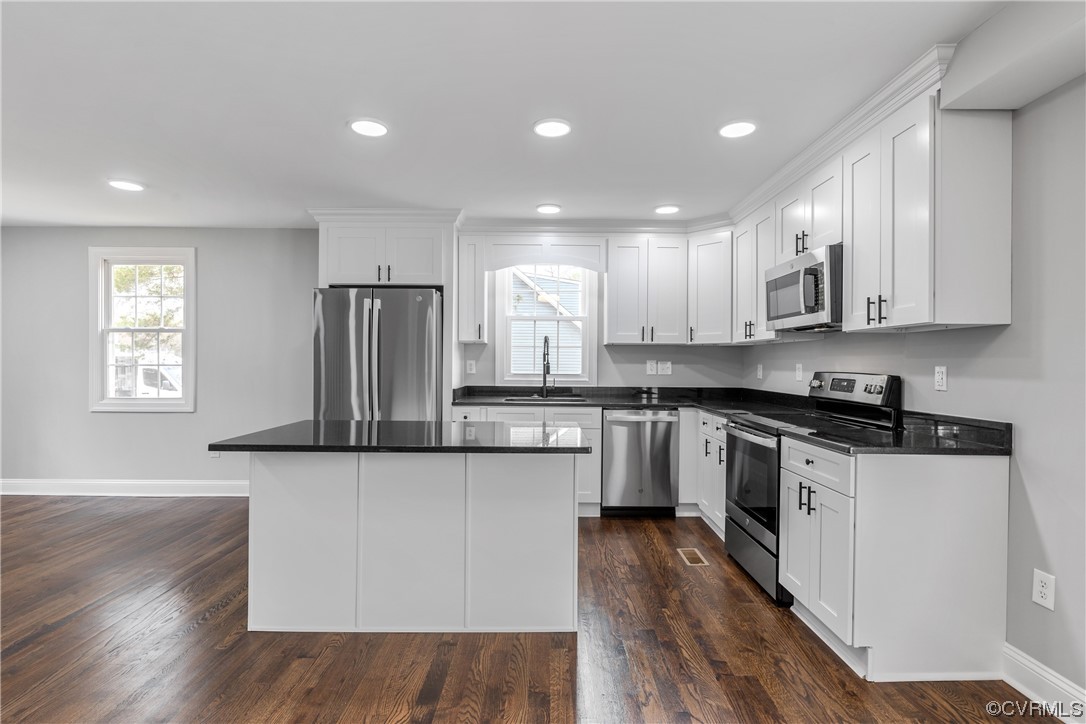 1103 Irby Dr