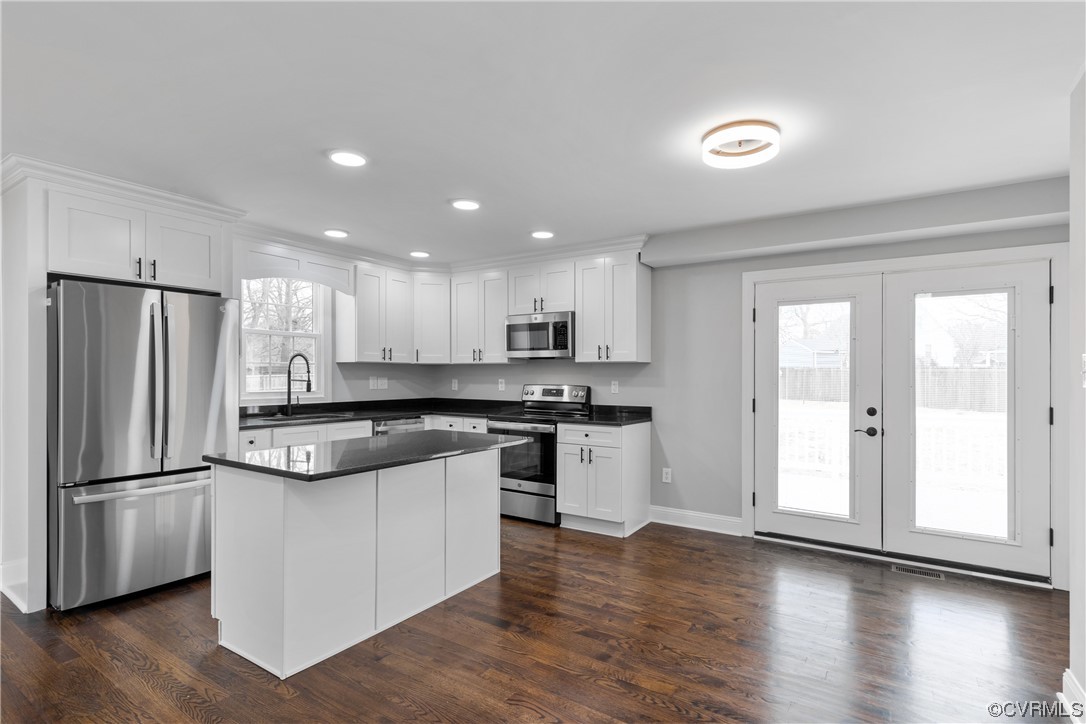 1103 Irby Dr