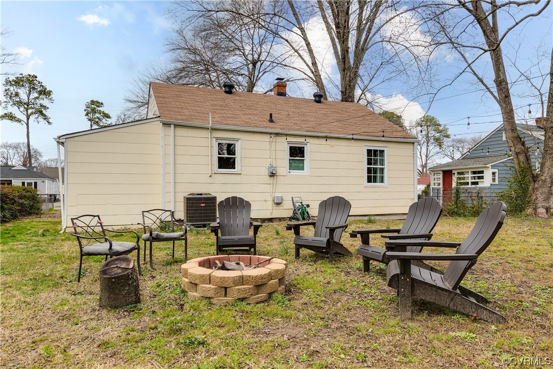 2913 Pinehurst Rd
