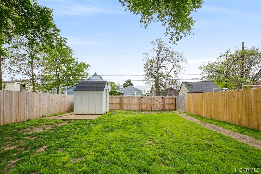 2103 Dinwiddie Ave