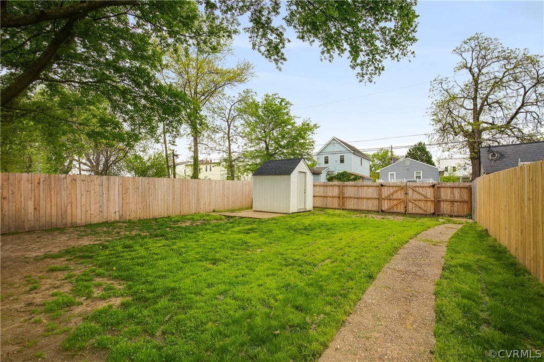 2103 Dinwiddie Ave