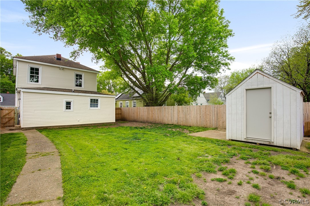 2103 Dinwiddie Ave