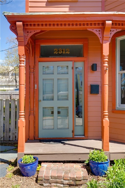 2312 M St