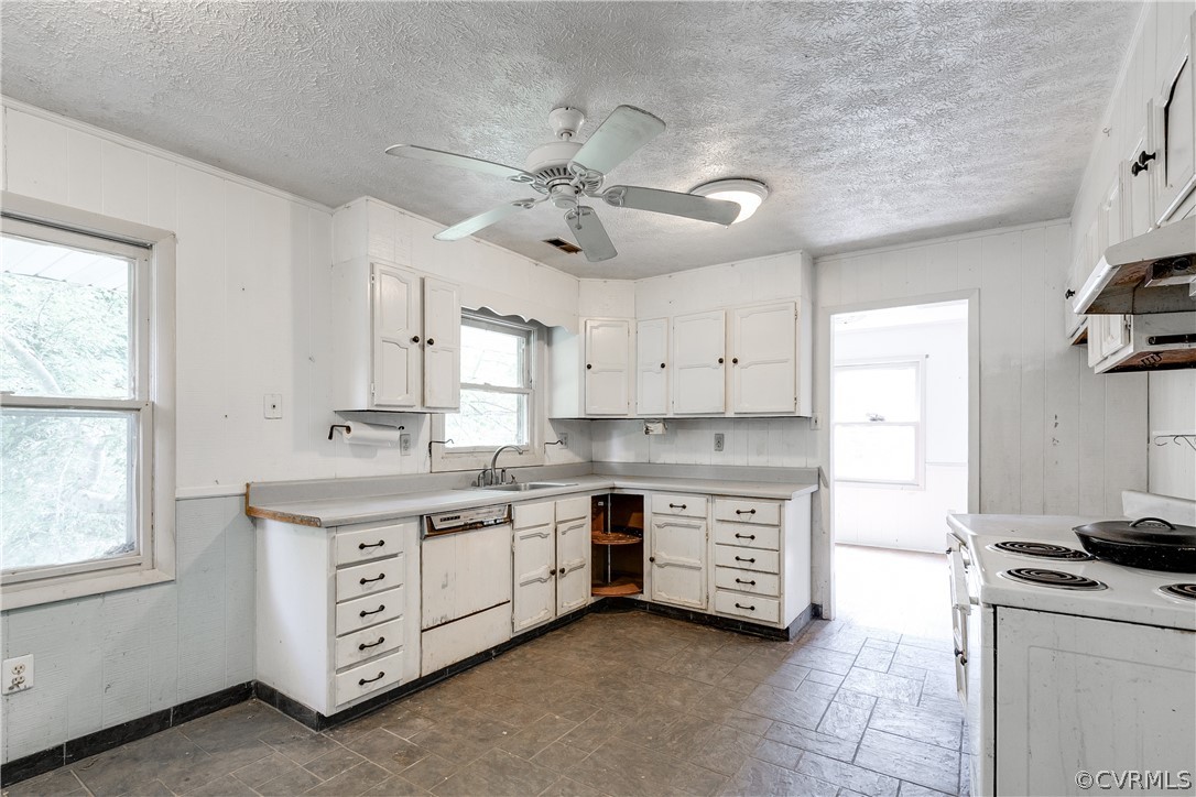 6160 Cedar Springs Rd