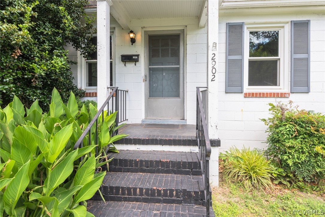2902 Maplewood Rd
