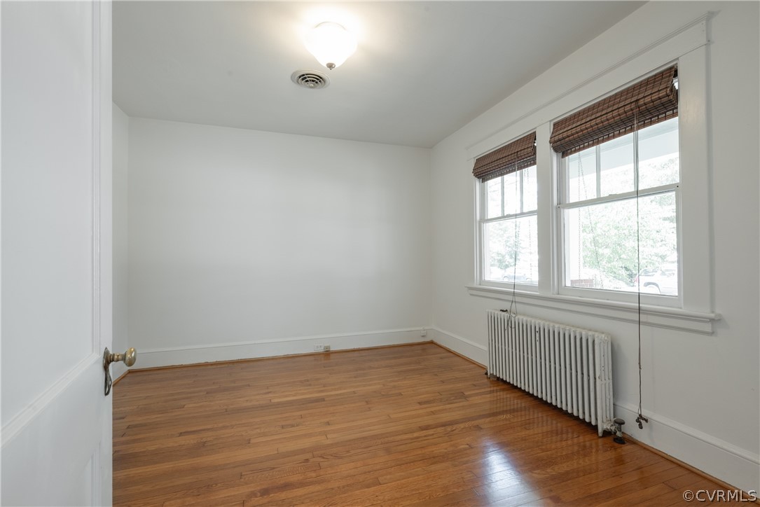 106 W 30th St