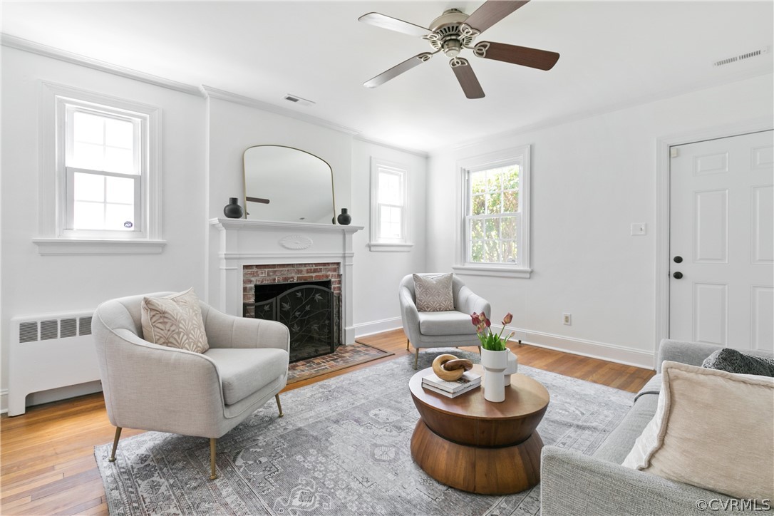 313 W 29th St