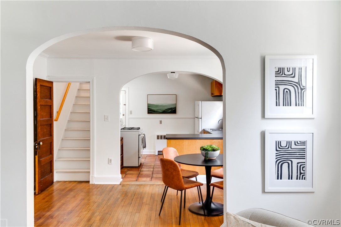 313 W 29th St