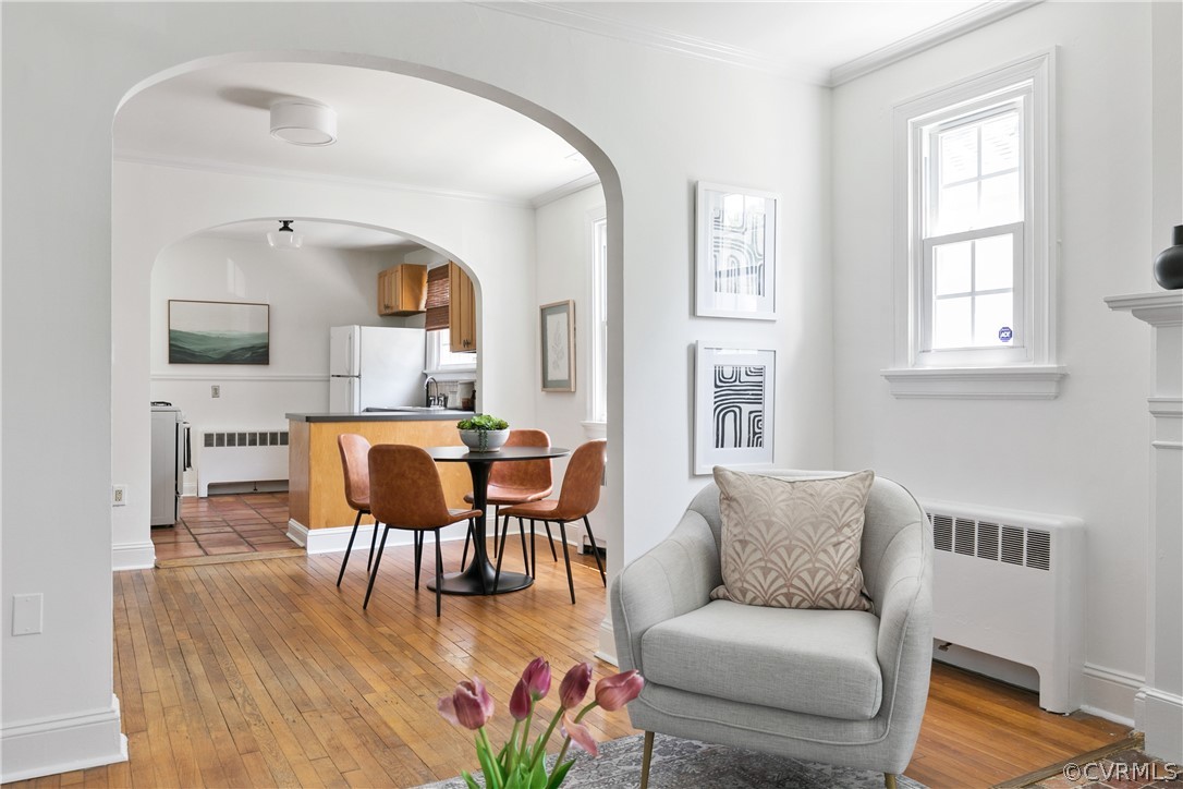 313 W 29th St