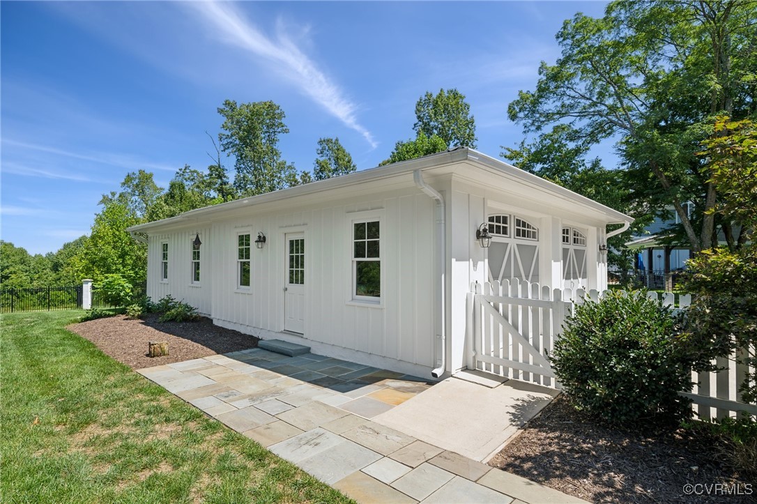 11418 Pinifer Park Ct