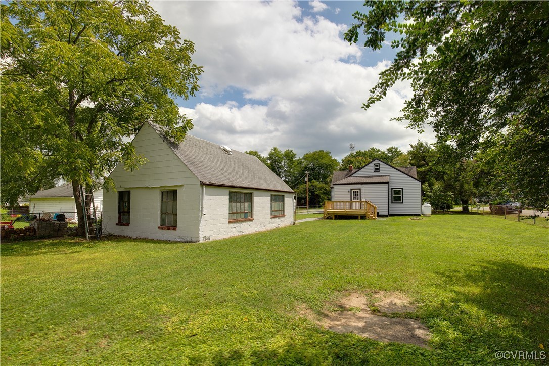 8092 Signal Hill Rd