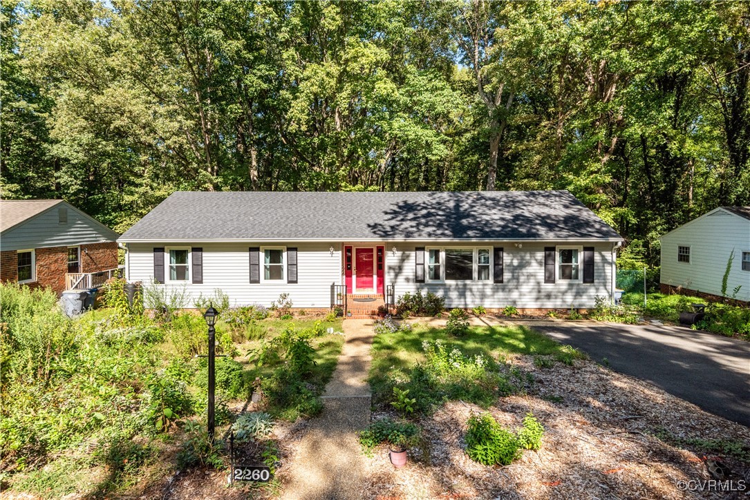 2260 Greenfield Dr