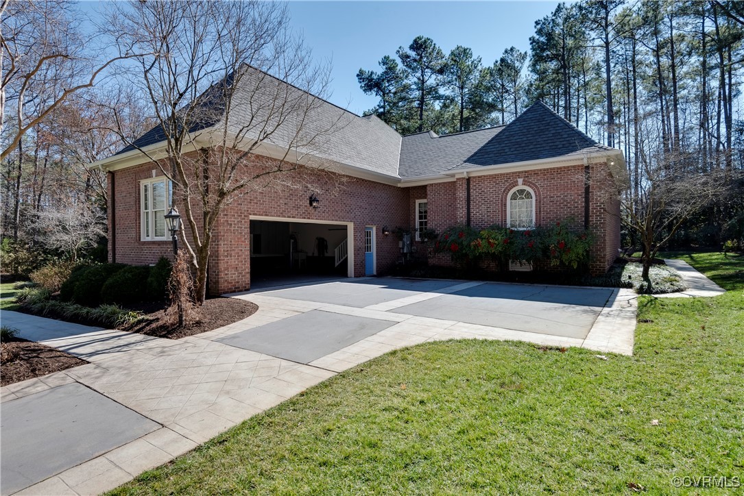 9803 Summerford Dr