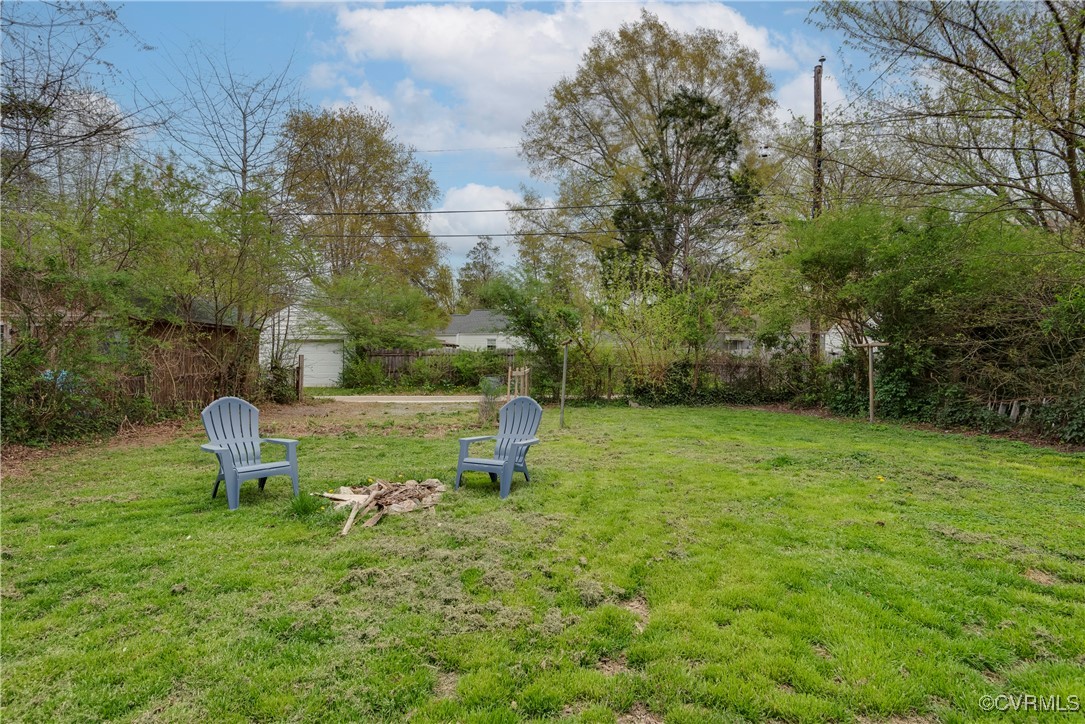 919 Hill Top Dr