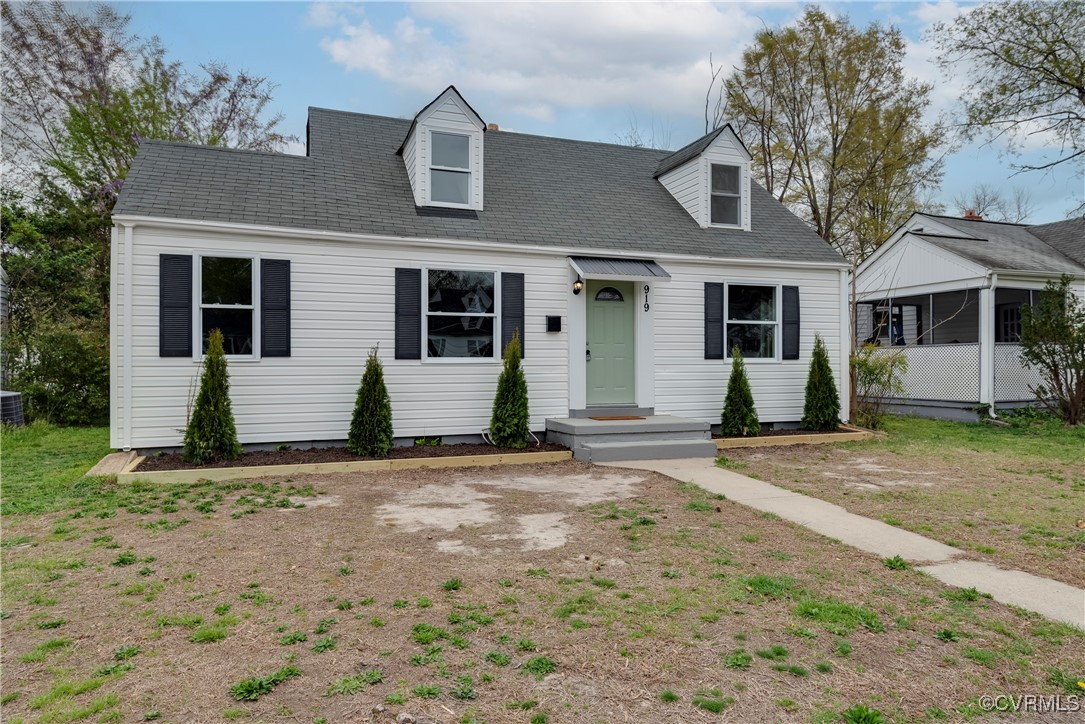 919 Hill Top Dr