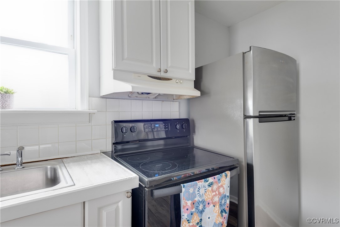 919 Hill Top Dr