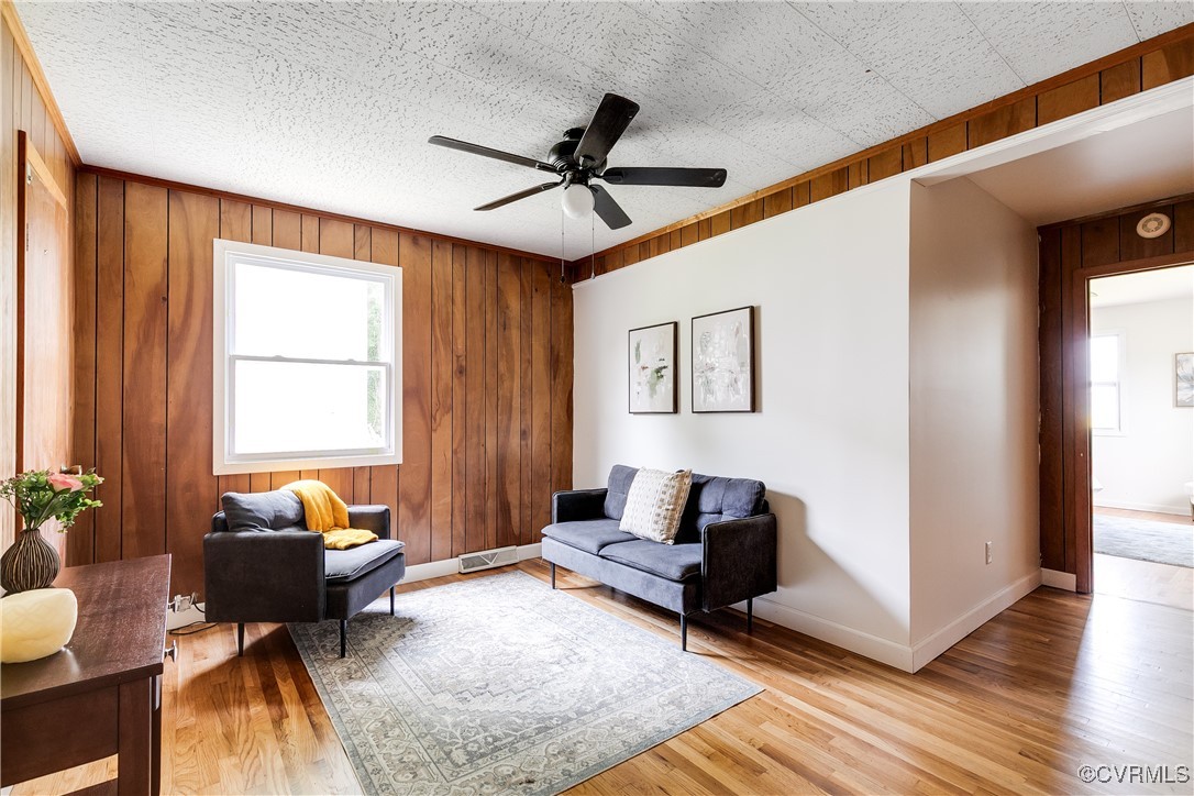 708 Oak Park Ave